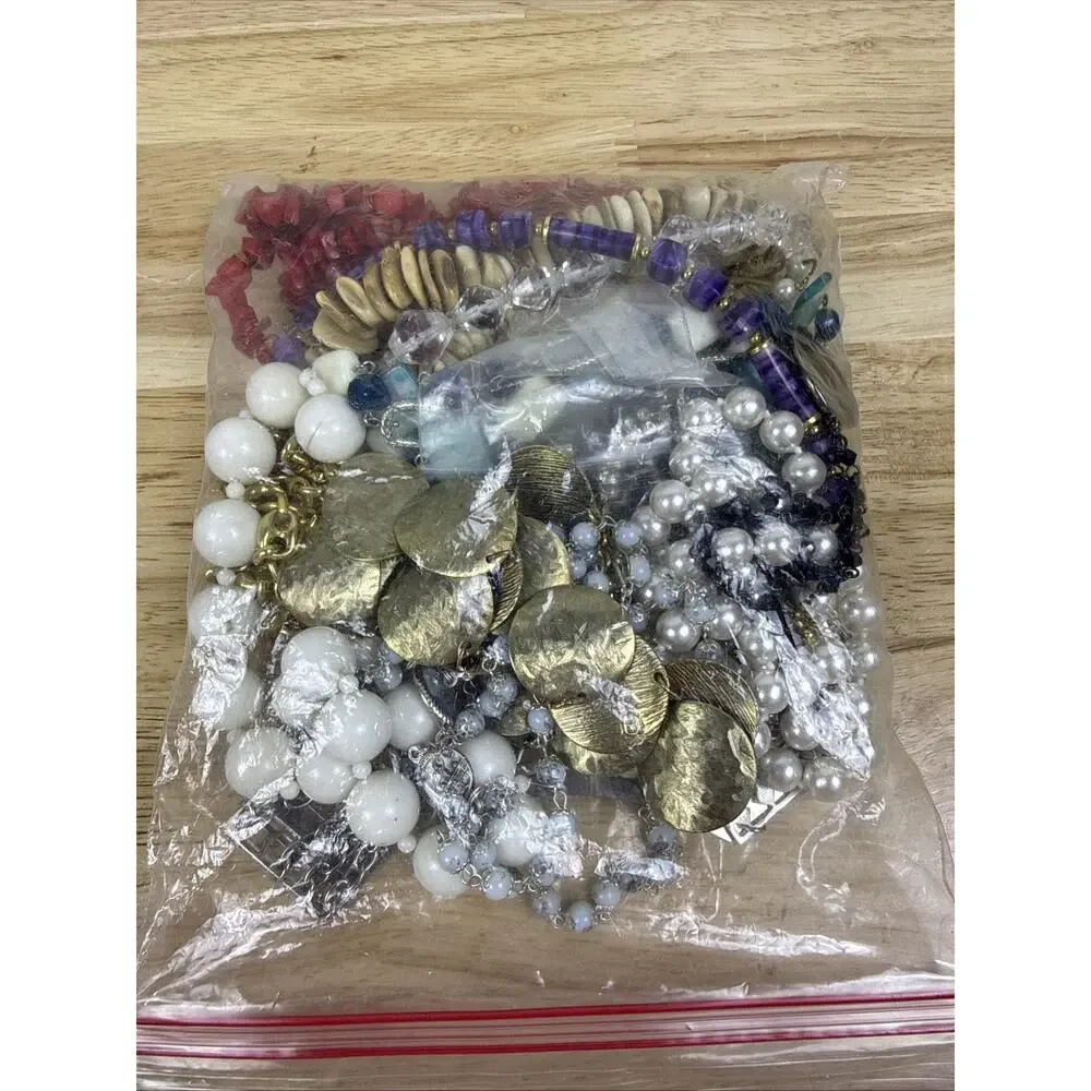 Costume Jewelry Lot almost 4 LBS! Vintage Earrings Necklaces All Wearable - Picture 5 of 10